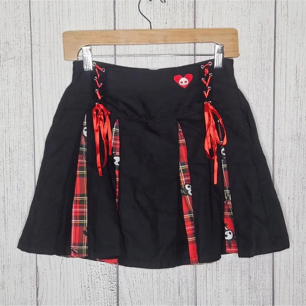 Skelanimals Black/Red Plaid Contrast Pleated Skirt with Pockets, sz Small